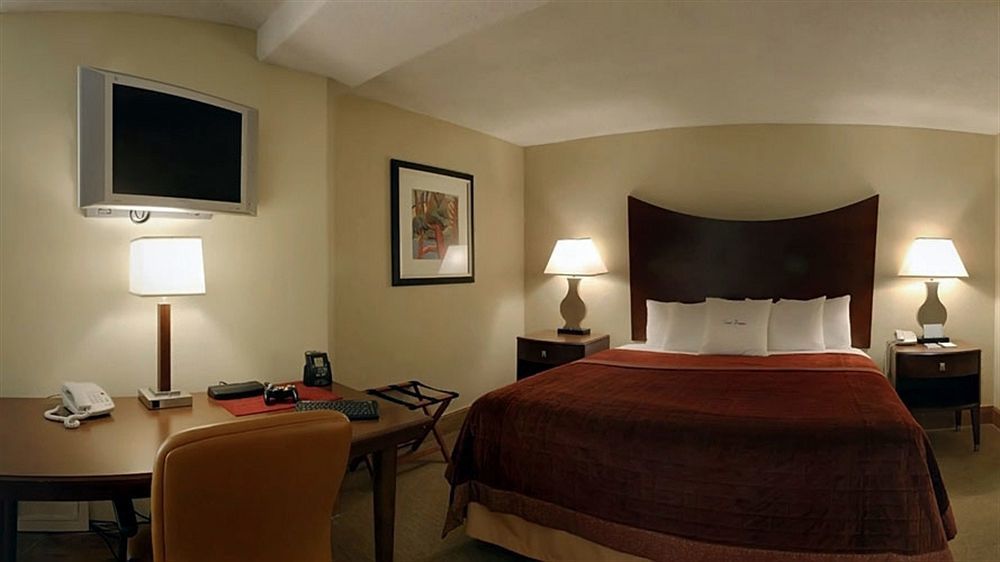 Doubletree By Hilton Johnson City Exteriör bild