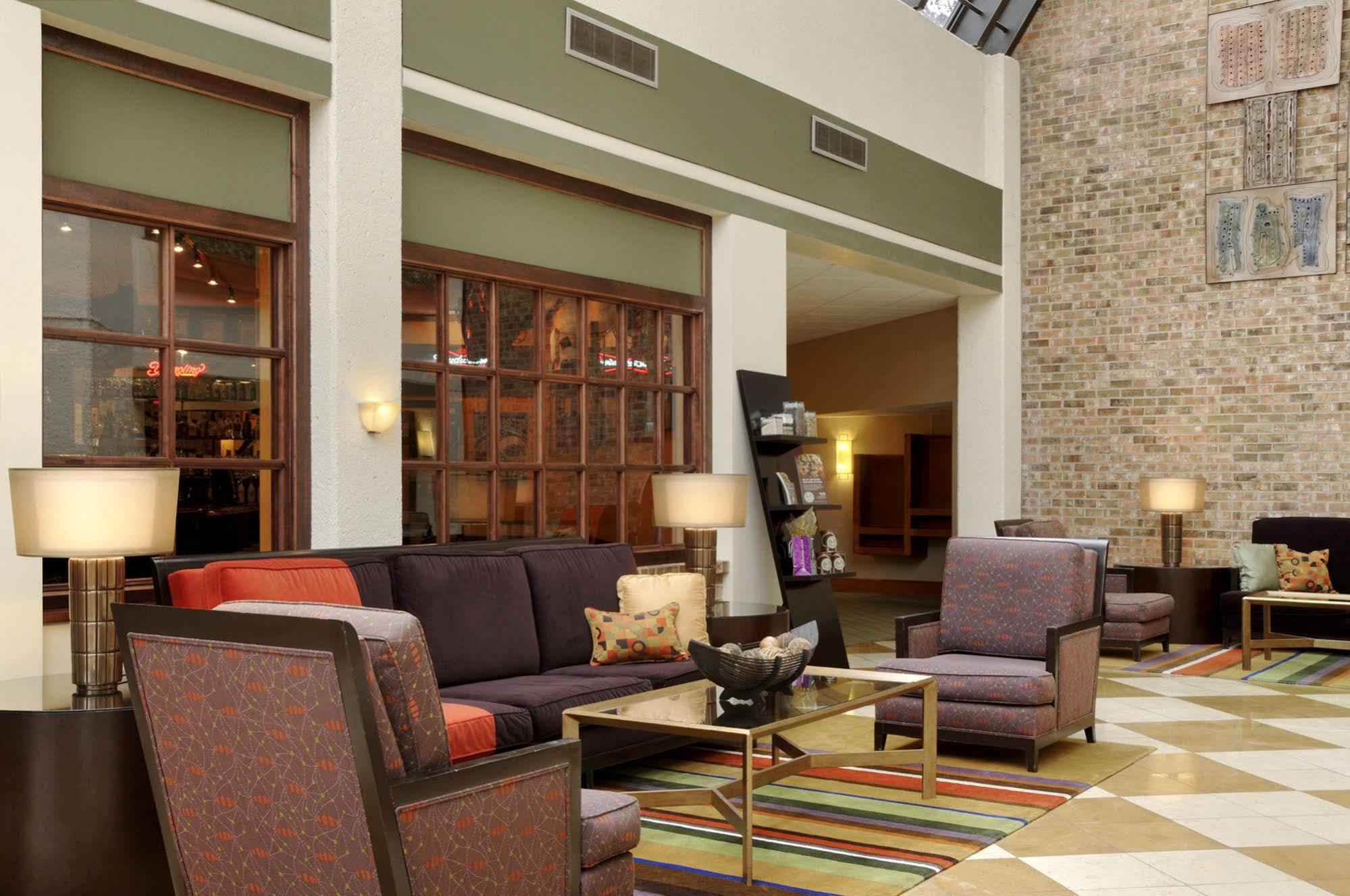 Doubletree By Hilton Johnson City Exteriör bild